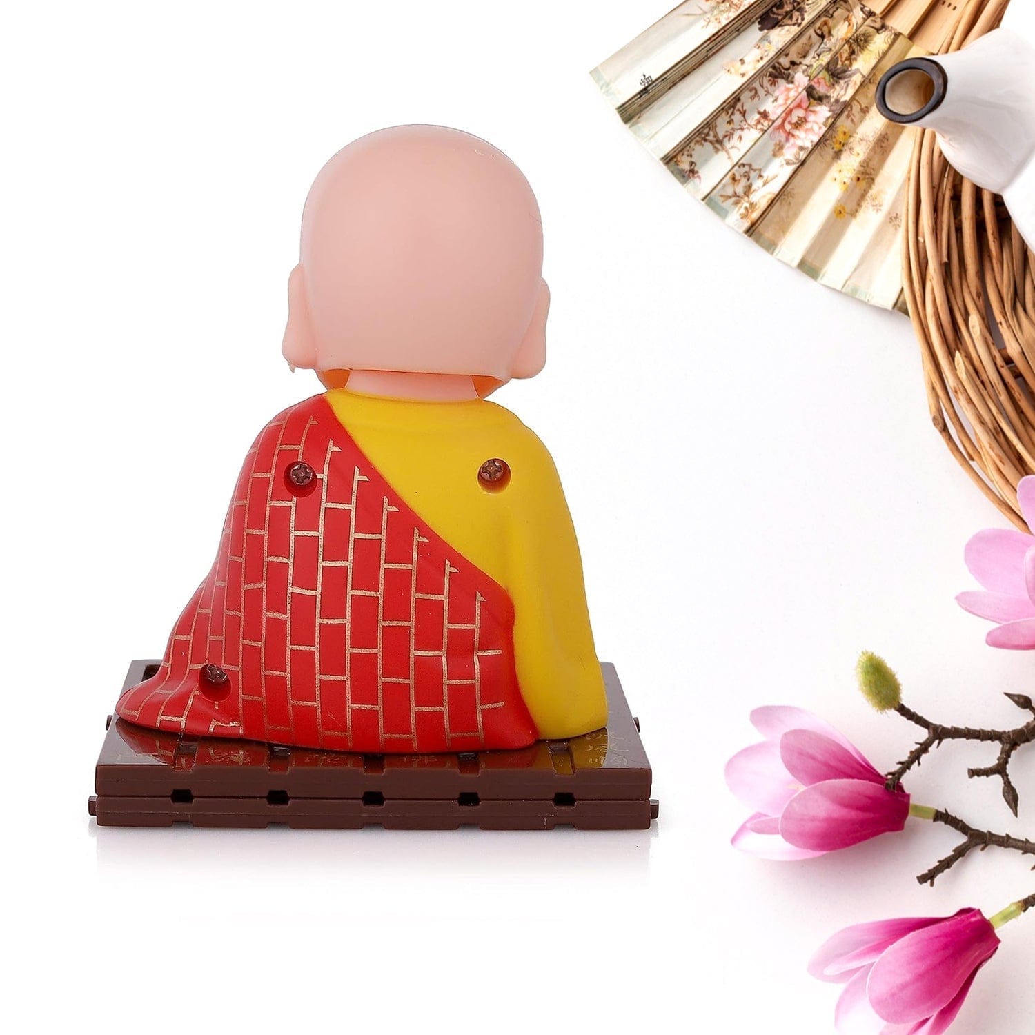 Solar Powered Sitting Buddha Statue: Moving Head & Hand, Eco-Friendly Home Car Decor